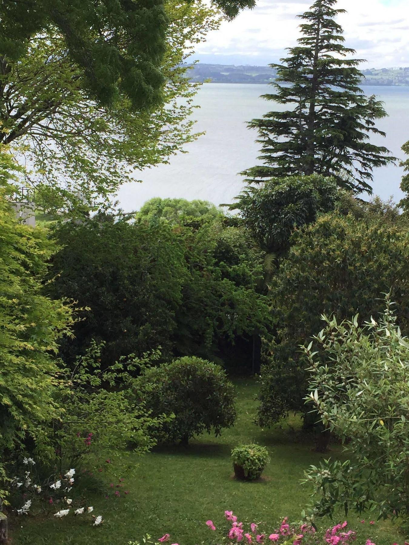 Lakeview Holiday Home Rotorua Eksteriør billede