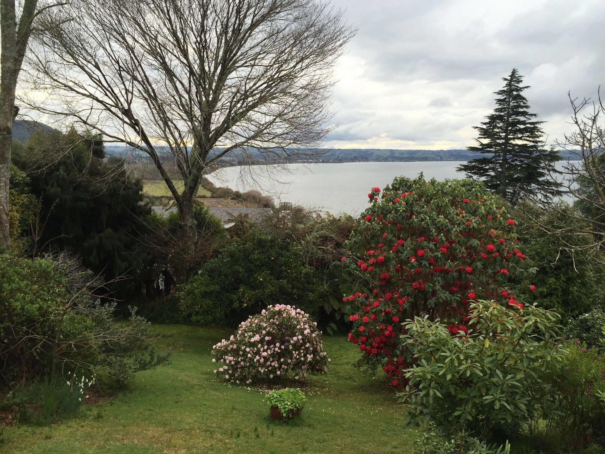 Lakeview Holiday Home Rotorua Eksteriør billede